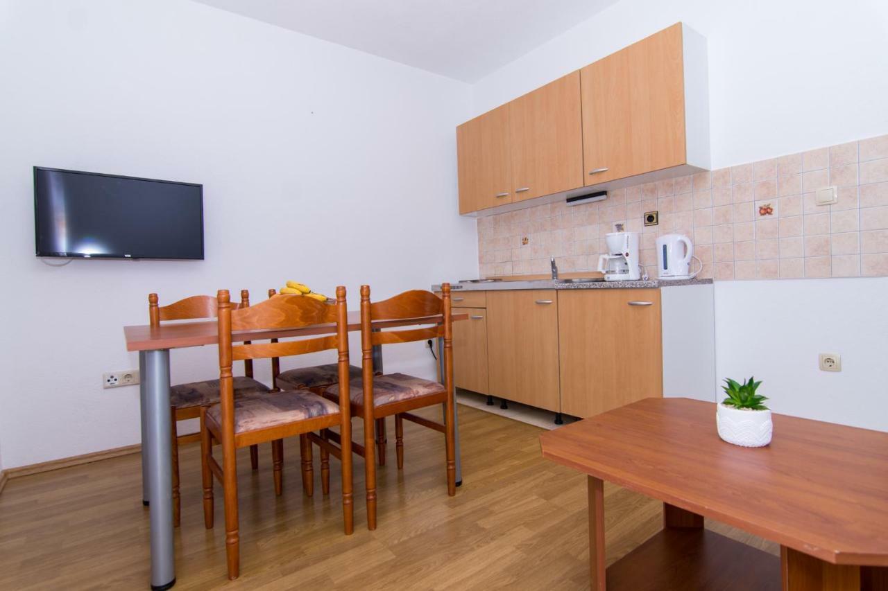 Apartments Jozic Seget Vranjica Eksteriør bilde