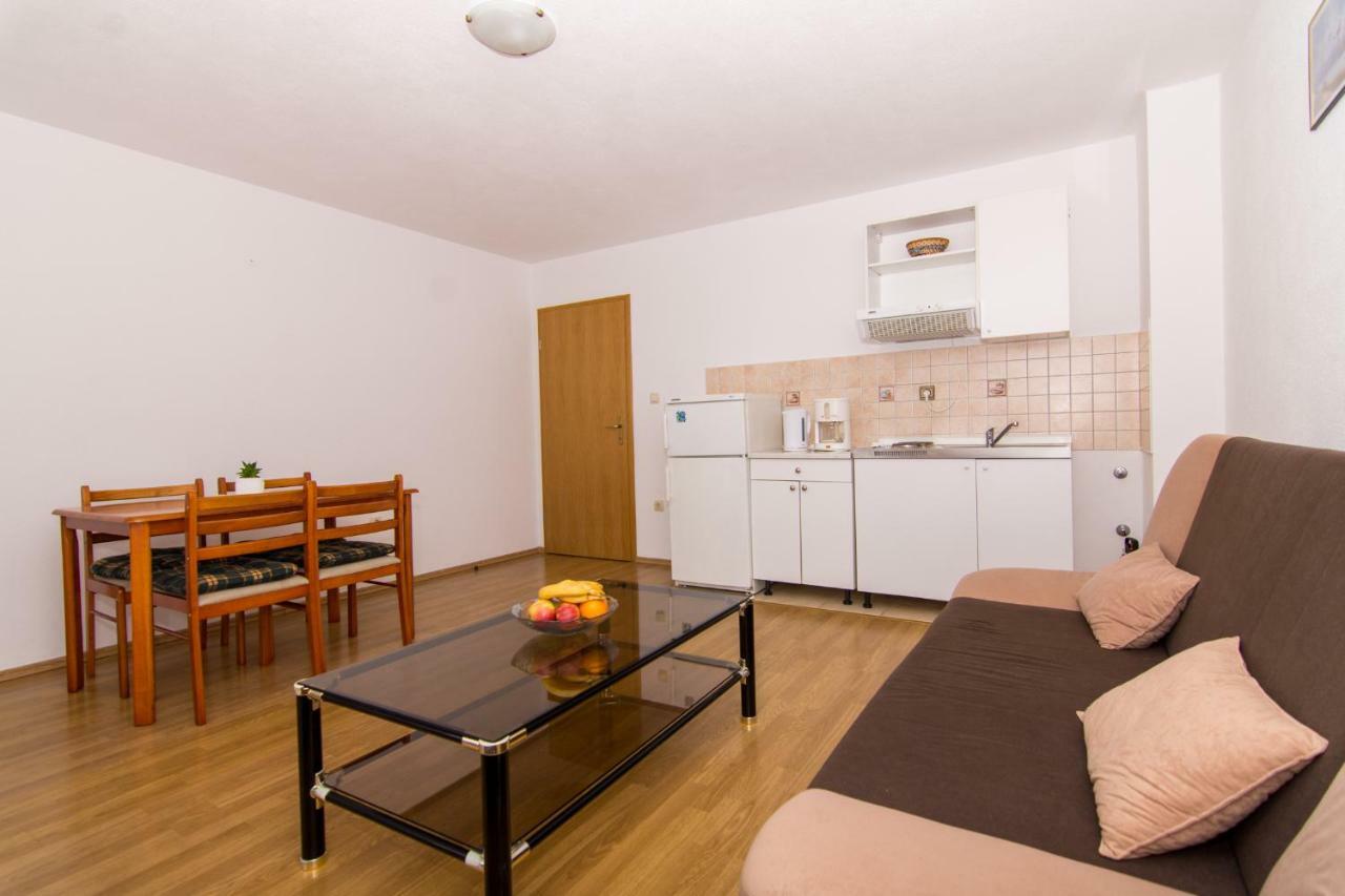 Apartments Jozic Seget Vranjica Eksteriør bilde