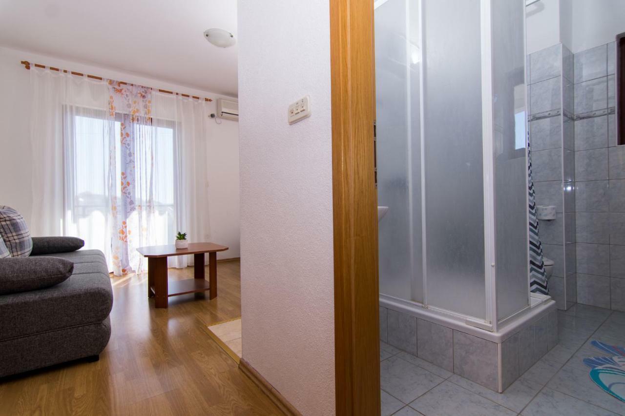 Apartments Jozic Seget Vranjica Eksteriør bilde
